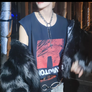 تيشيرت فينتاج أبيض بطباعة جرافيك أوفر سايز